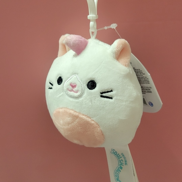Squishmallows Other - 3.5" Luxe the Caticorn Clip NWT New HTF Kellytoy Canada Exclusive Squishmallow